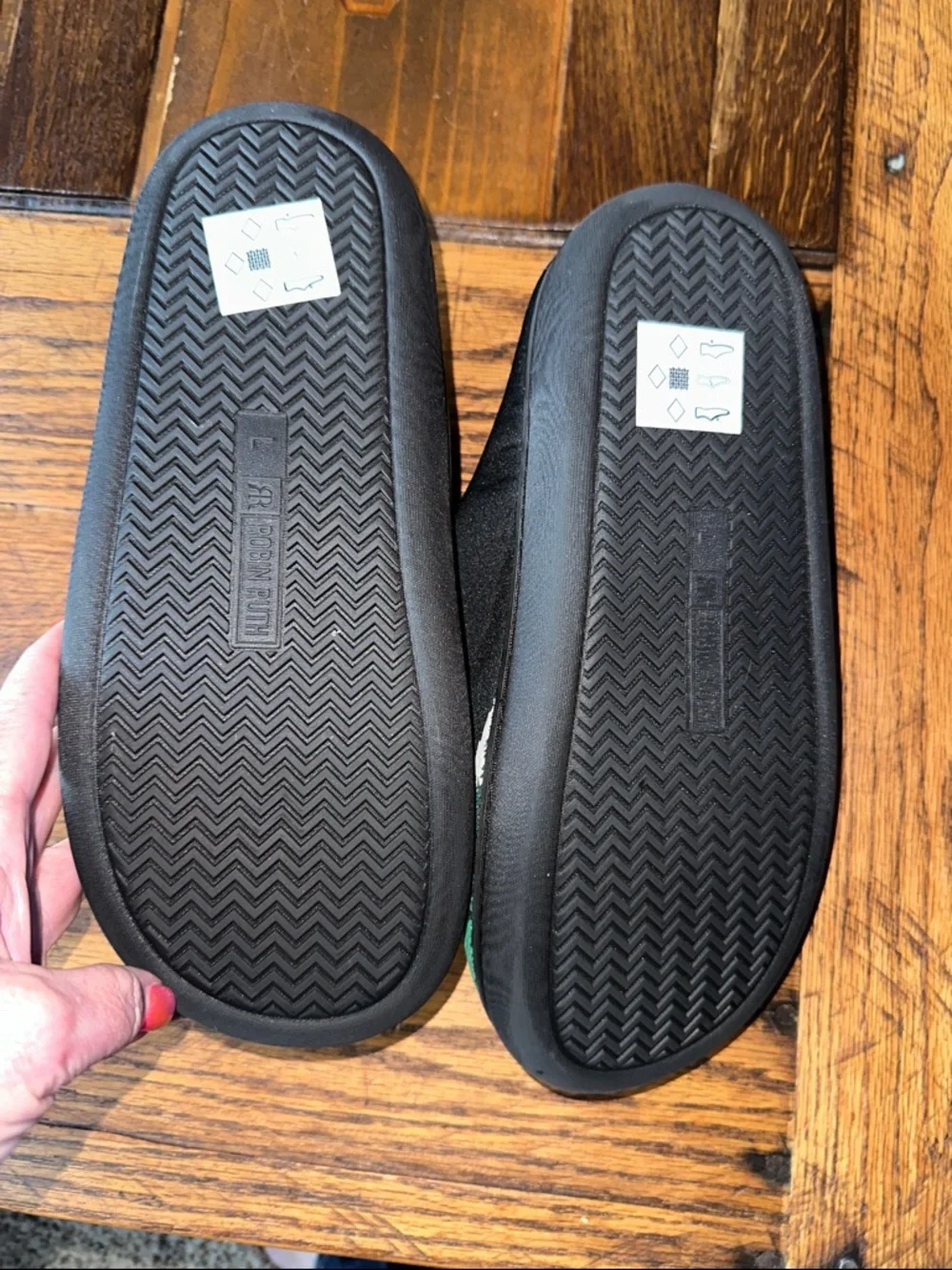 Like New Robin Ruth Slippers - Picture 3 of 3